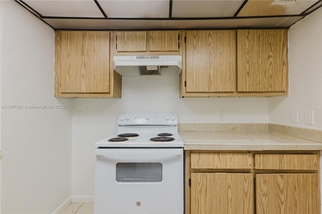 property at 2020 NW 119th St