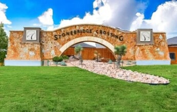 361 Cres Park Dr in Jarrell, TX - Building Photo - Building Photo