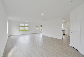 18546 Cepagatti Dr in New Caney, TX - Building Photo - Building Photo