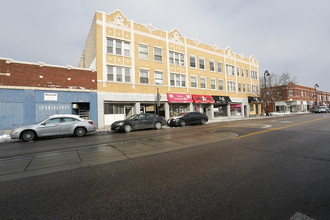 6126-6134 W Roosevelt Rd in Oak Park, IL - Building Photo - Building Photo