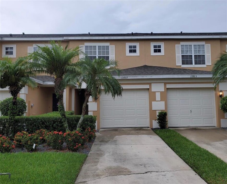 13927 Daniels Landing Cir in Winter Garden, FL - Foto de edificio