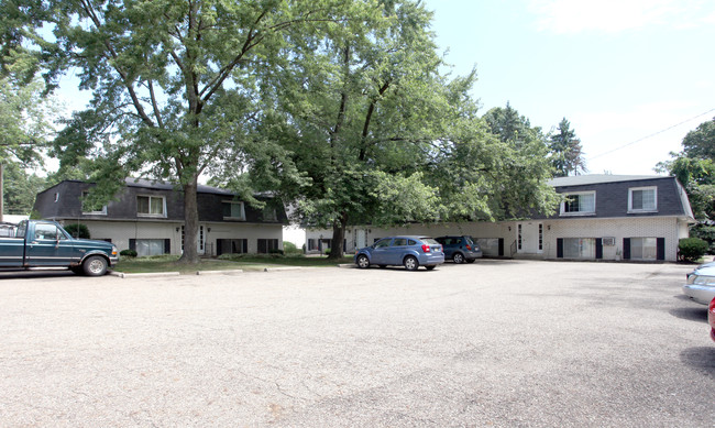 287- MYERS LANDING in Canton, OH - Foto de edificio - Building Photo