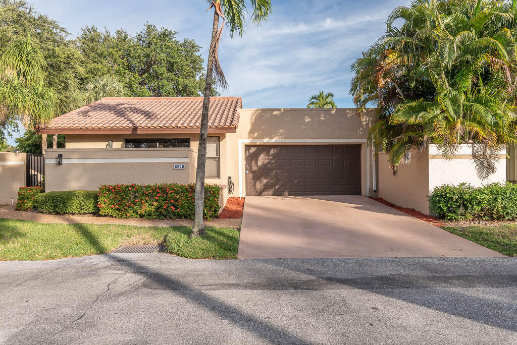 6876 Palmar Ct in Boca Raton, FL - Building Photo