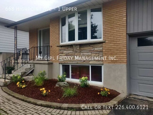 668 Highpoint Ave in Waterloo, ON - Building Photo - Building Photo