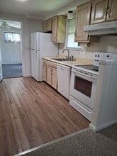 21 Falmouth Dr in Grafton, MA - Building Photo - Building Photo