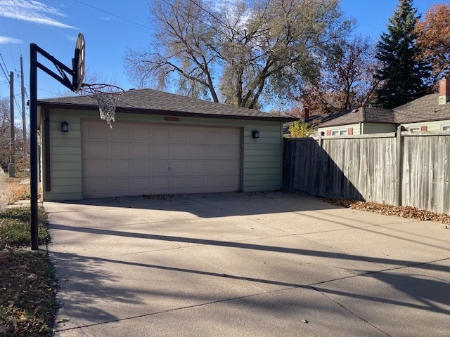 2203 W Division St in Grand Island, NE - Foto de edificio - Building Photo