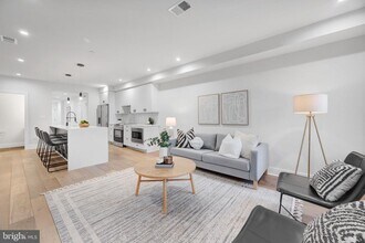 320 Webster St NW in Washington, DC - Building Photo - Building Photo