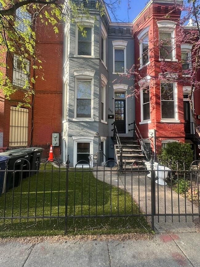 property at 645 Q St NW