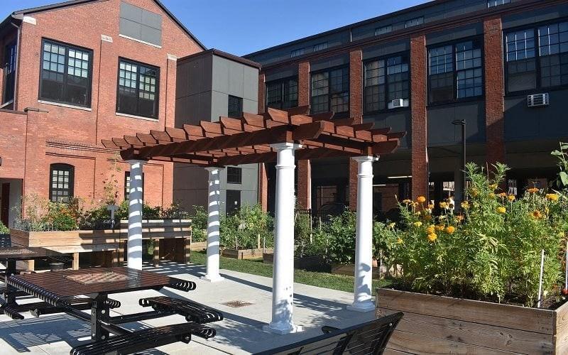 140 Russ St in Hartford, CT - Building Photo