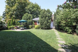 2 Goldwin St in Rye, NY - Building Photo - Building Photo