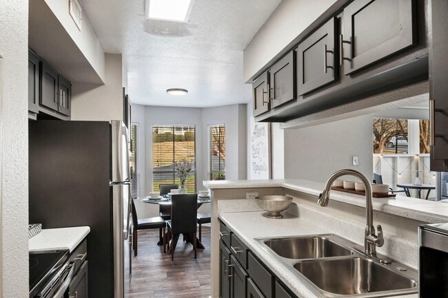 501 Pelham Dr