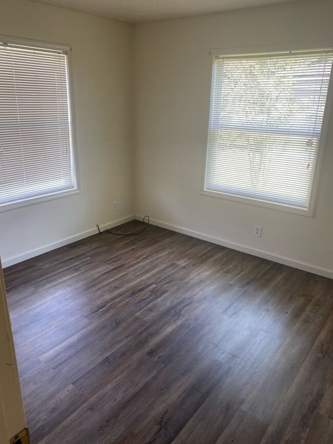 1922 9th St in Lake Charles, LA - Building Photo - Building Photo