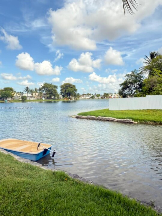 1790 W 75th St in Hialeah, FL - Building Photo