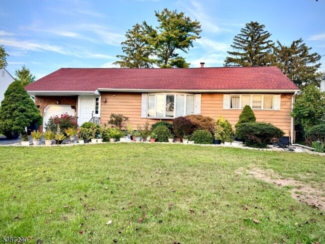 property at 617 Sycamore St