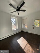 7300 Boyer St in Philadelphia, PA - Building Photo - Building Photo