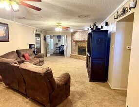 124 Juanita Ave in Wills Point, TX - Building Photo - Building Photo