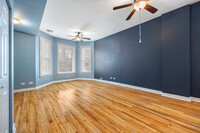 127 S Oakley Blvd, Unit 1 in Chicago, IL - Building Photo - Building Photo