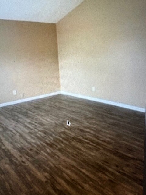 307 Gumwood Rd in Huron, OH - Building Photo