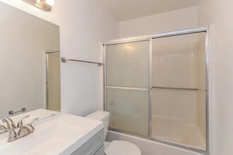 4908 S Park Dr in Tempe, AZ - Building Photo - Building Photo