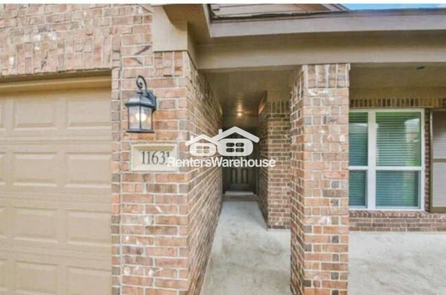 18277 Eaton Mill Dr in Roman Forest, TX - Building Photo - Building Photo