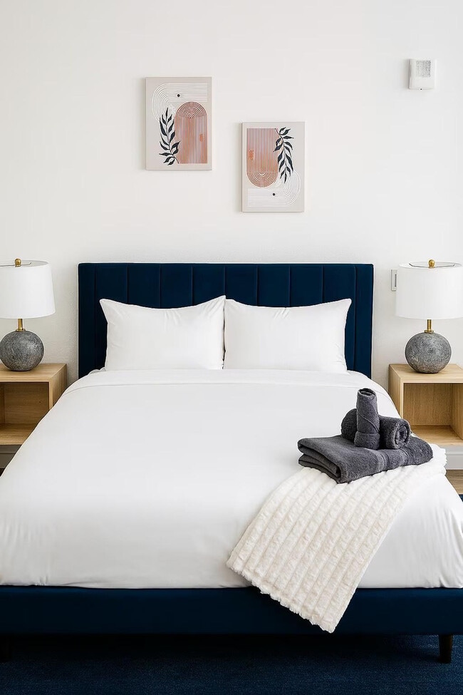 120 S Lauber Way in Tampa, FL - Building Photo - Building Photo