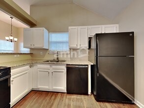 214 Woodland Way in Canton, GA - Building Photo - Building Photo