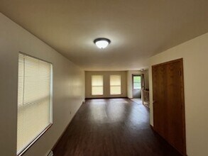1574-1576 Crescent Dr in Beloit, WI - Building Photo - Building Photo