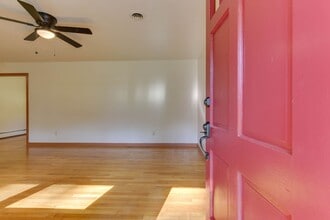 1413 Calthrop Neck Rd in Yorktown, VA - Building Photo - Building Photo