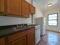 5357 N Kenmore Ave, Unit #5417-608 in Chicago, IL - Building Photo - Building Photo