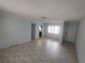 3030 NE 5th Terrace in Wilton Manors, FL - Foto de edificio - Building Photo