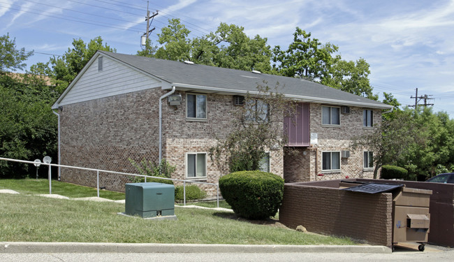 White Cliff Apartments in Cincinnati, OH - Foto de edificio - Building Photo