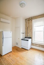 747 Damen in Chicago, IL - Building Photo - Building Photo