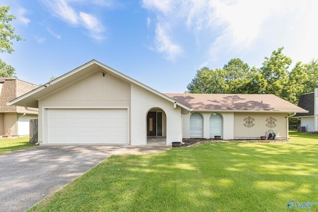 1907 Waxleaf Green SE in Huntsville, AL - Building Photo - Building Photo