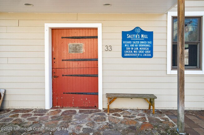 33 Imlaystown Rd in Upper Freehold, NJ - Building Photo - Building Photo