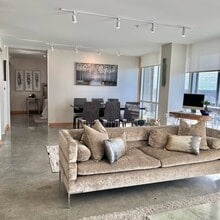 221 E College St, Unit 1203 in Iowa City, IA - Building Photo - Building Photo