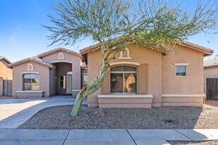 5305 S 52nd Dr in Phoenix, AZ - Building Photo