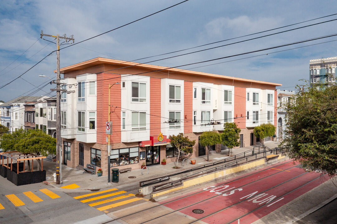 430-438 Judah St in San Francisco, CA - Building Photo