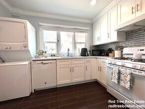 19 Larose Pl in Boston, MA - Building Photo - Building Photo