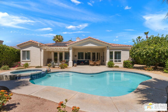 property at 40870 Avenida Rosario