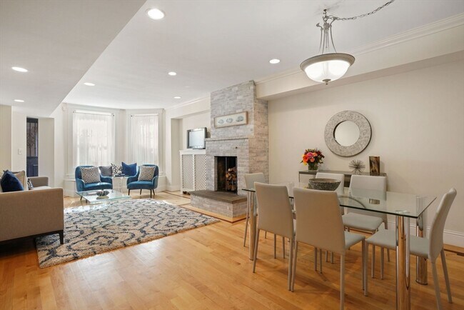 property at 298 Marlborough St