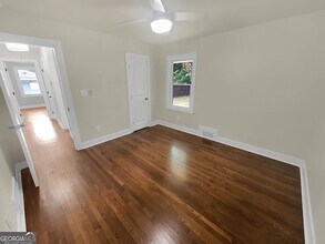 1955 S Columbia Pl in Decatur, GA - Building Photo - Building Photo