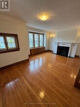 181 St Clair Ave E in Toronto, ON - Building Photo - Building Photo