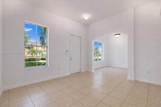 2014 NE 38th Rd in Homestead, FL - Building Photo - Building Photo