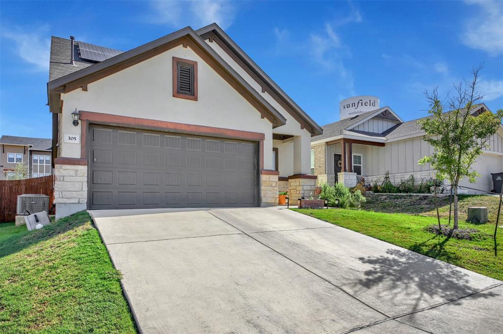 305 Satsuma Dr in Buda, TX - Building Photo