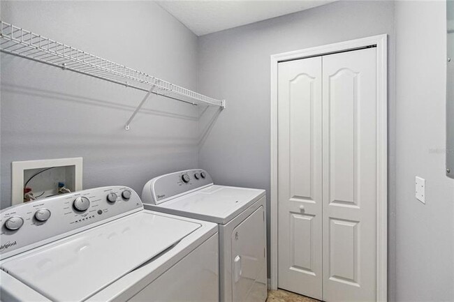2243 J Lawson Blvd in Orlando, FL - Building Photo - Building Photo