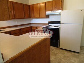 311 Sweet Ln in Cottage Grove, OR - Building Photo - Building Photo