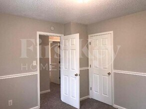 1611 Cumberland Club Rd SW in Marietta, GA - Building Photo - Building Photo