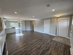 15 Clover St in Moncton, NB - Building Photo - Building Photo