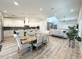 45055 Coldbrook Ln in La Quinta, CA - Building Photo