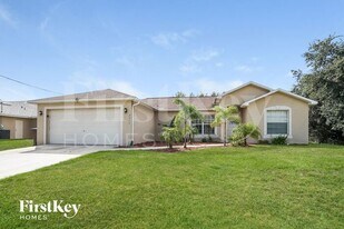 2511 52nd St SW in Lehigh Acres, FL - Building Photo